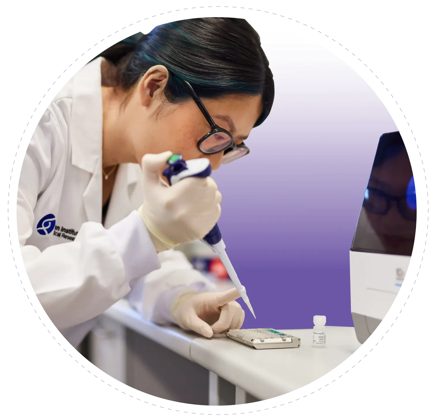 Lab_Researcher_with_Pipette